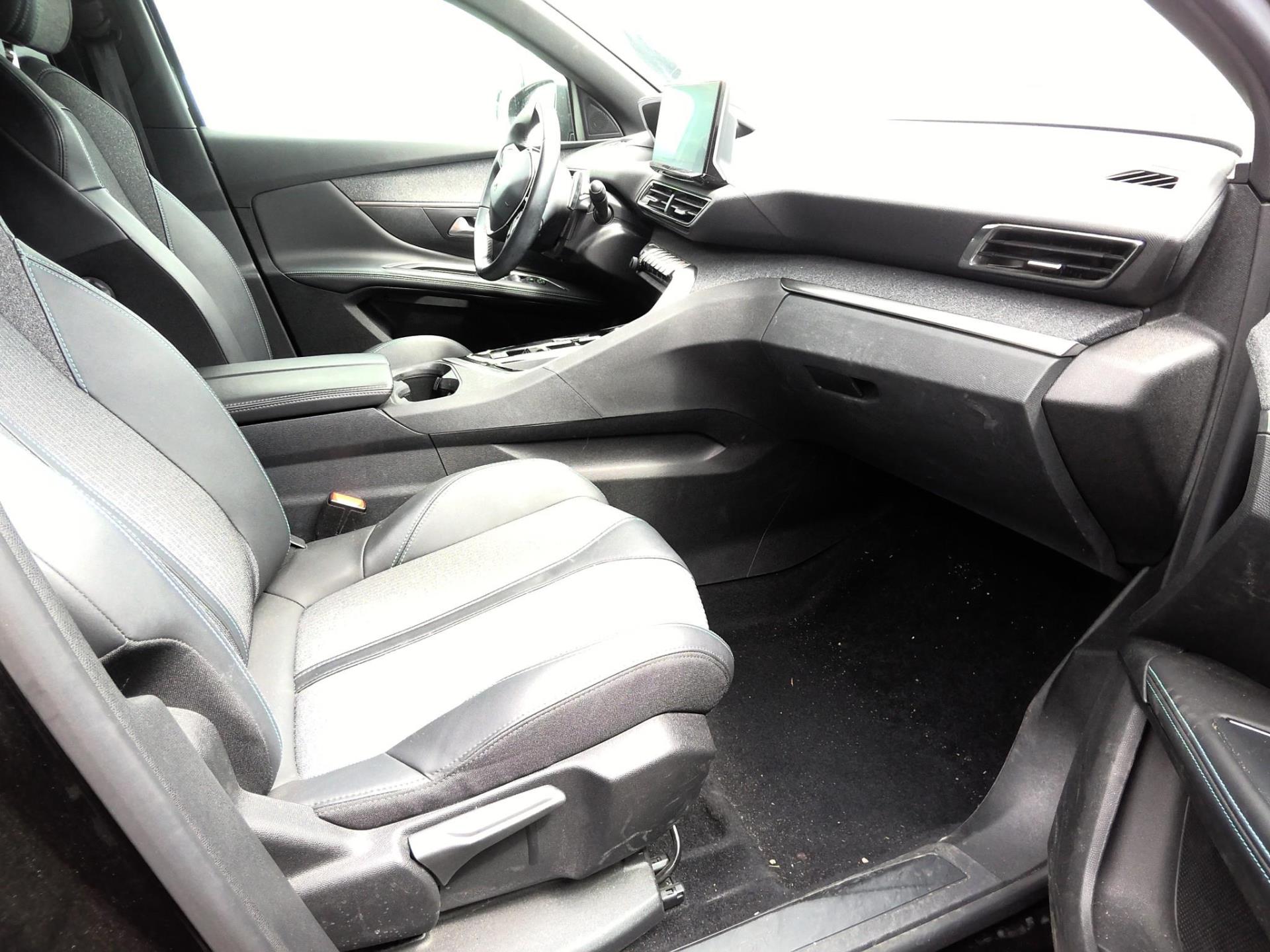 Peugeot 5008 PureTech 130ch S&S EAT8 Allure Pack 2023