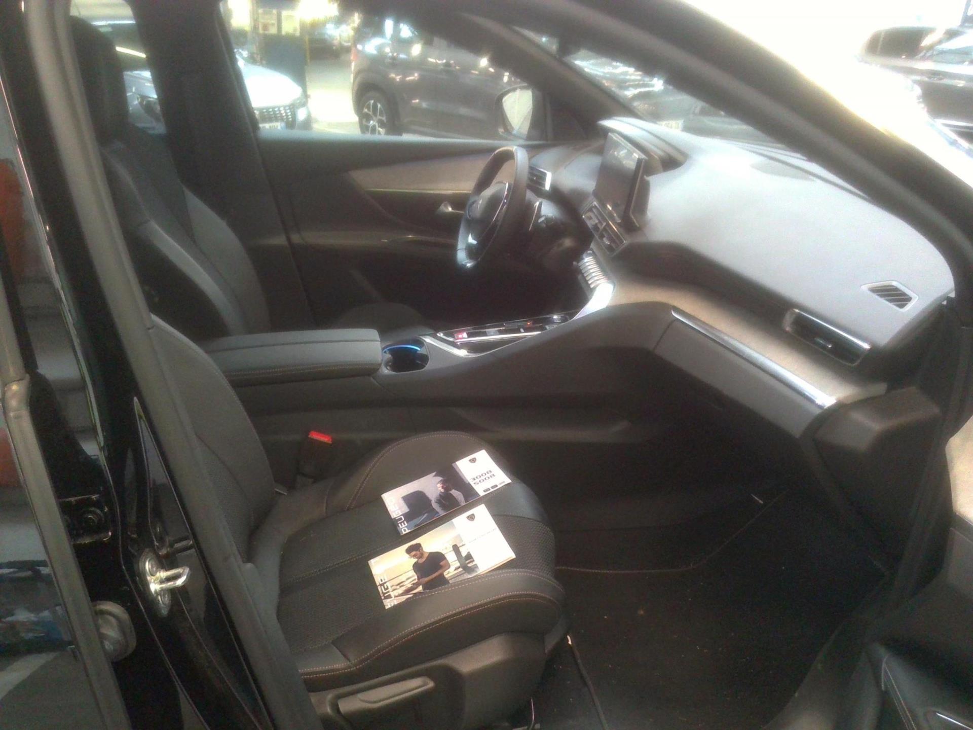 Peugeot 5008 BlueHDi 130ch S&S EAT8 GT 2023