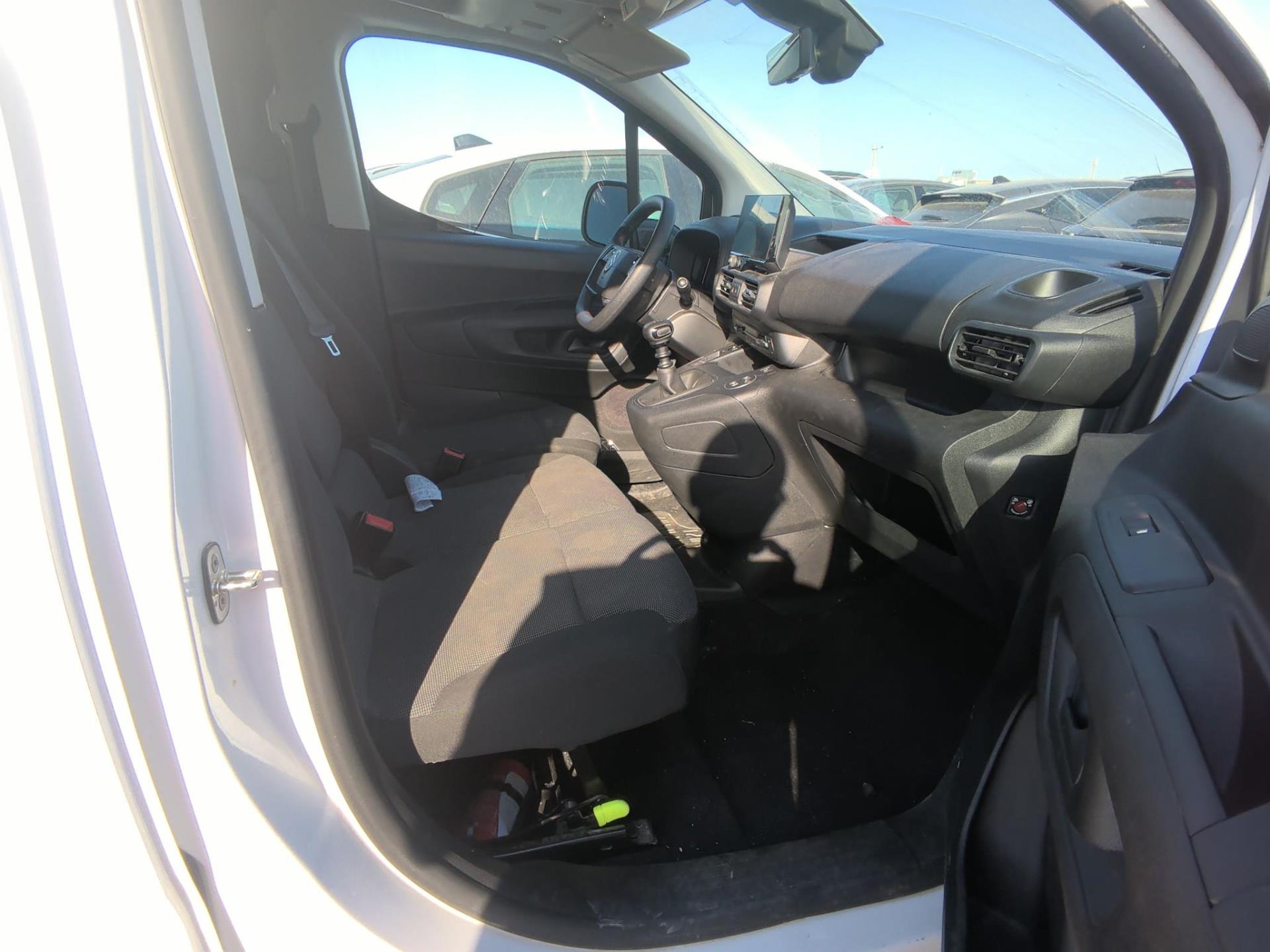 Citroen BERLINGO VAN TAILLE XL 950KG BLUEHDI 100 S&S BVM6 2024