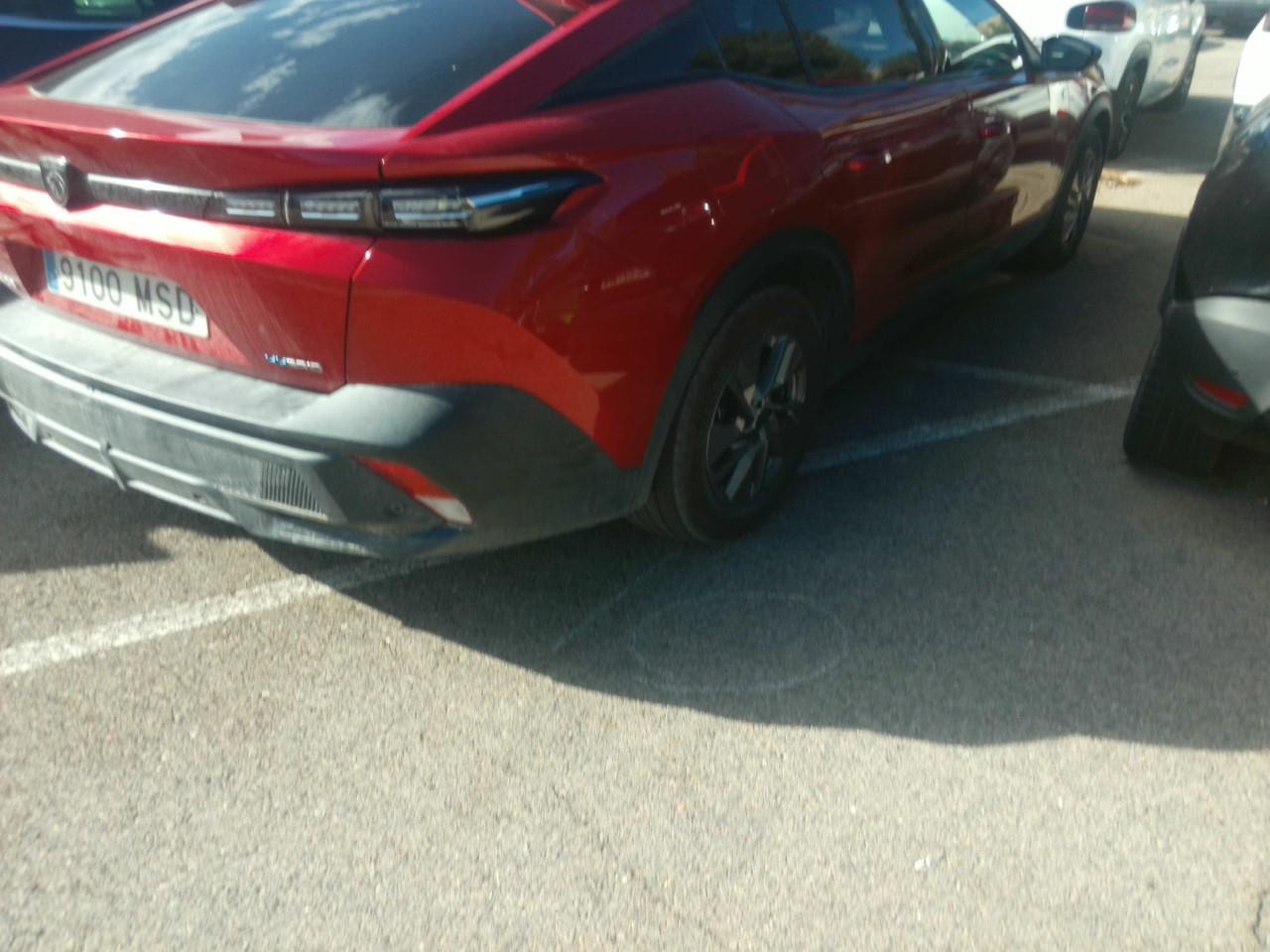 Foto Peugeot 408 5
