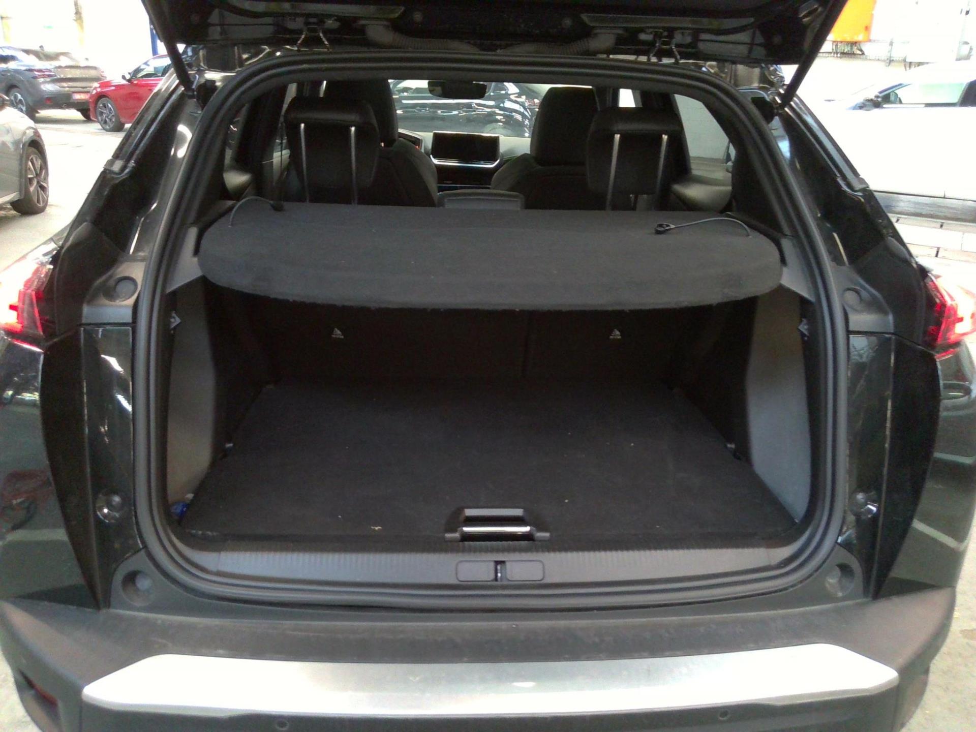 Peugeot 2008 Electrique 136 ch GT 2022