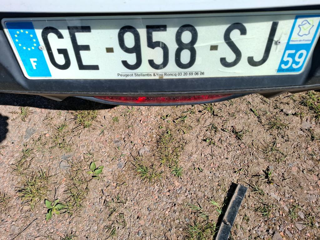 Peugeot 208 BLUEHDI 100 S&S BVM6 PREMIUM 2022