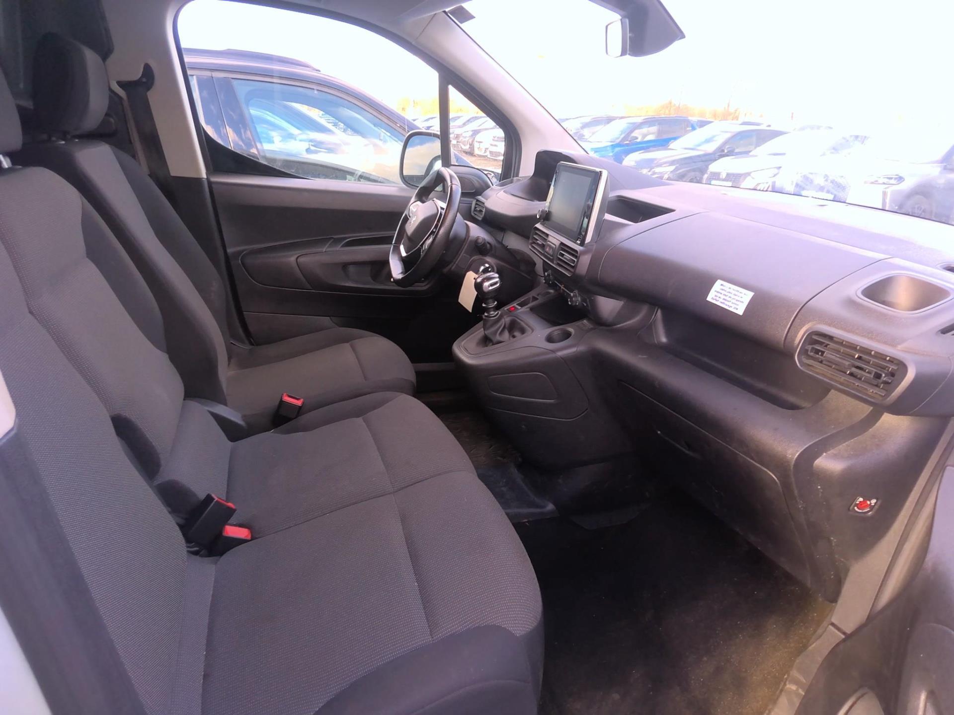 Peugeot PARTNER FOURGON M 950 KG BLUEHDI 100 S&S BVM6 2023