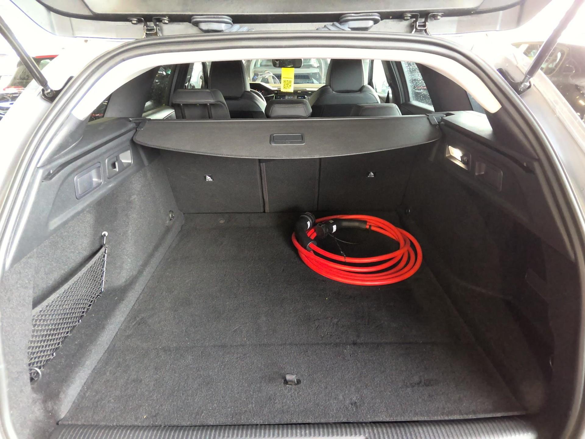 Peugeot 308 SW Electrique 55 kWh 156ch Allure 2025
