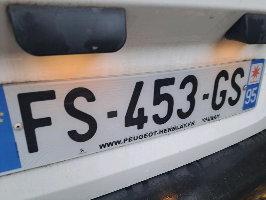 Peugeot PARTNER FOURGON STANDARD 650 KG BLUEHDI 100 S&S BVM5 PREMIUM 2020