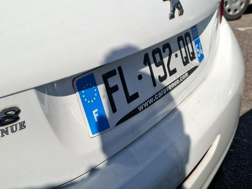 Peugeot 208 AFFAIRE BLUEHDI 100 S&S BVM5 PREMIUM PACK 2019