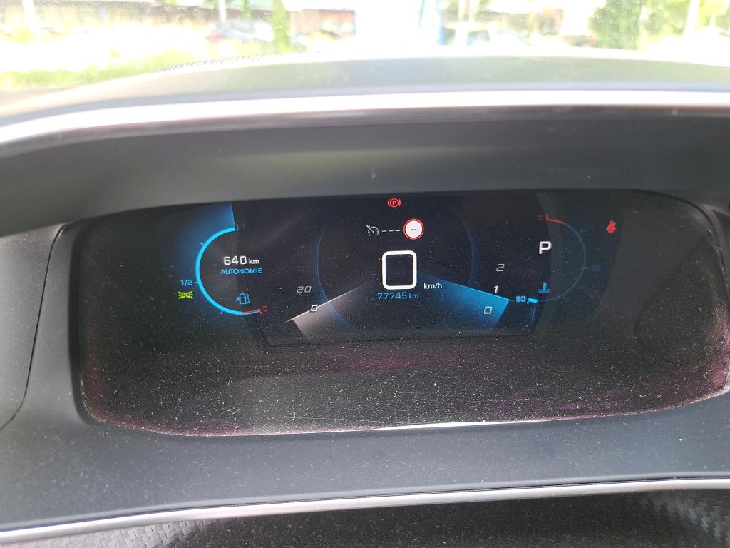 Peugeot 2008 BlueHDi 130 S&S EAT8 Allure Pack 2022