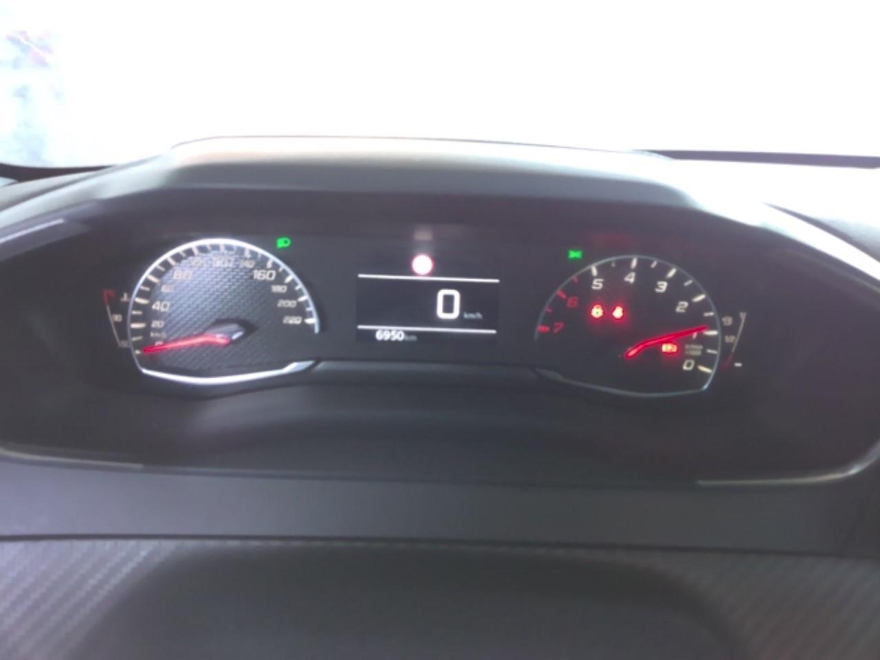 Foto Peugeot 208 5