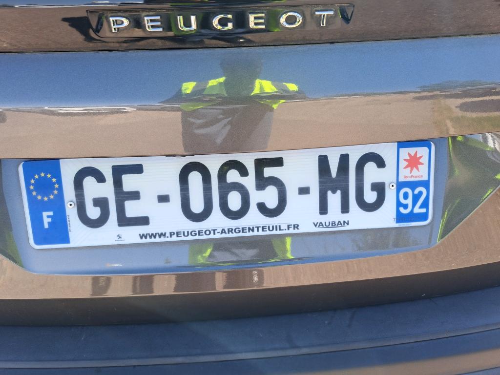 Peugeot 3008 BlueHDi 130ch S&S BVM6 Active Pack 2022