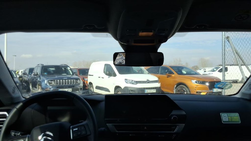Foto Citroën C4 X 12