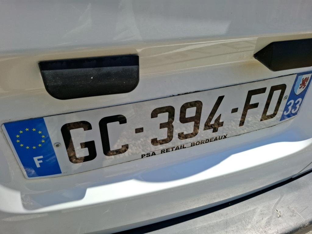 Peugeot EXPERT FGN TOLE STANDARD 2.0  BLUEHDI 120 S&S BVM6 PREMIUM 2021