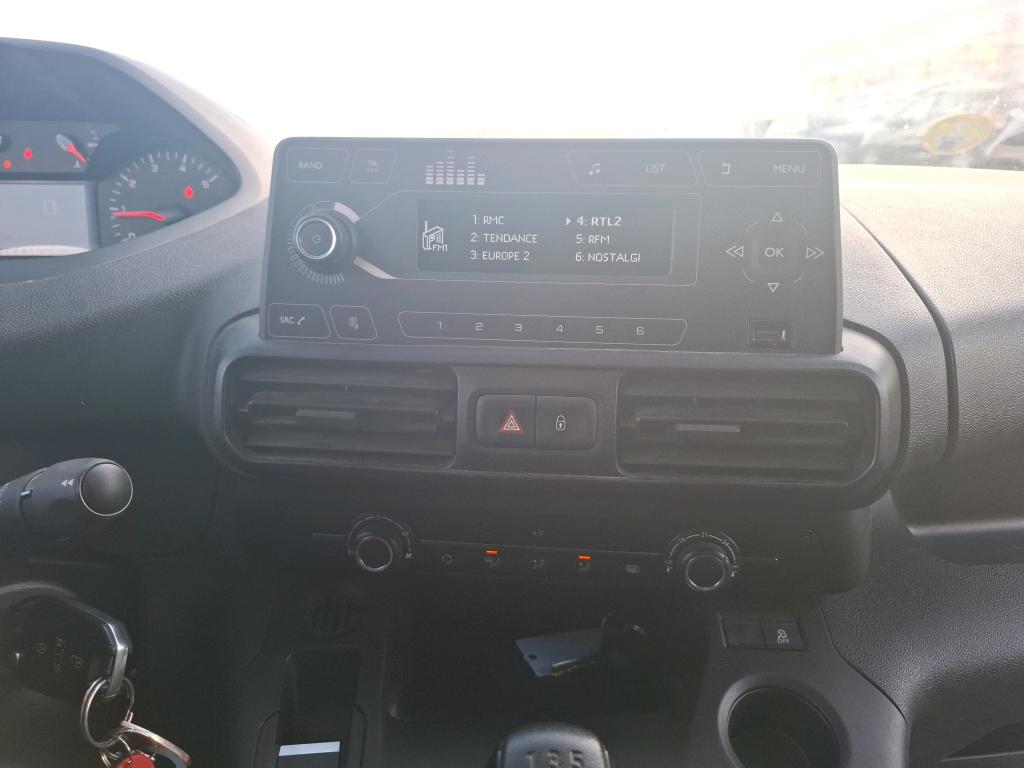 Peugeot PARTNER FOURGON STANDARD 650 KG BLUEHDI 75 BVM5 PREMIUM 2021