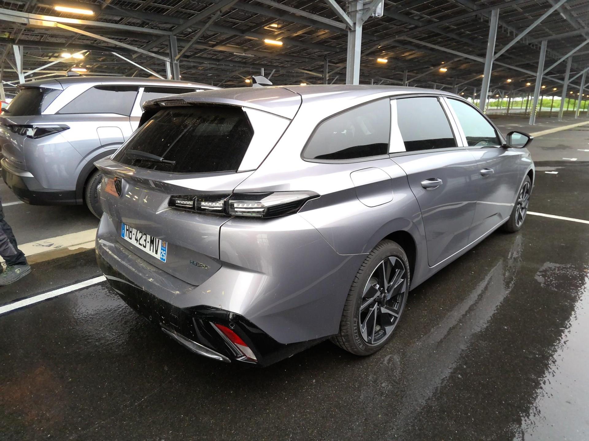Peugeot 308 SW Plug-in Hybrid 195 ch e-DCS7 GT 2025
