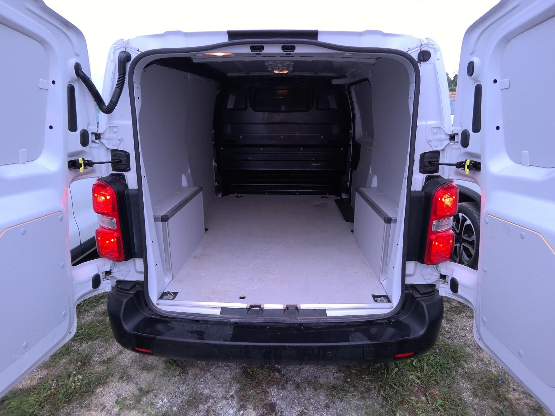 Opel VIVARO FGN TAILLE M BLUEHDI 120 S&S BVM6  2023
