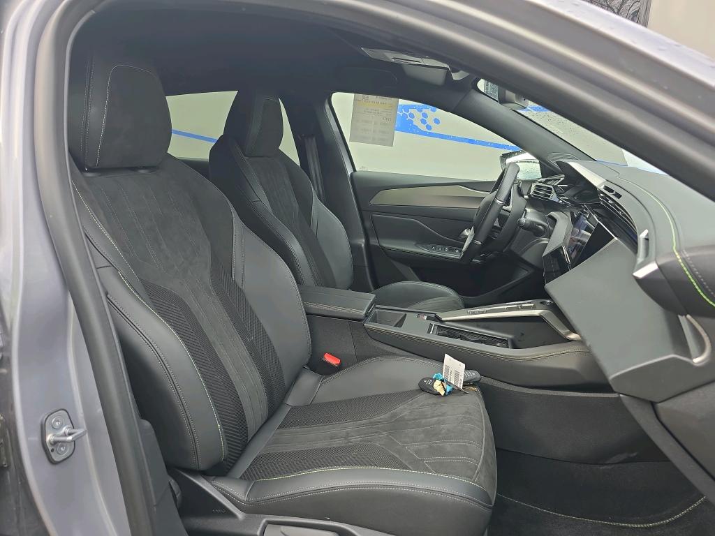 Peugeot 308 PHEV 225 e-EAT8 GT 2024