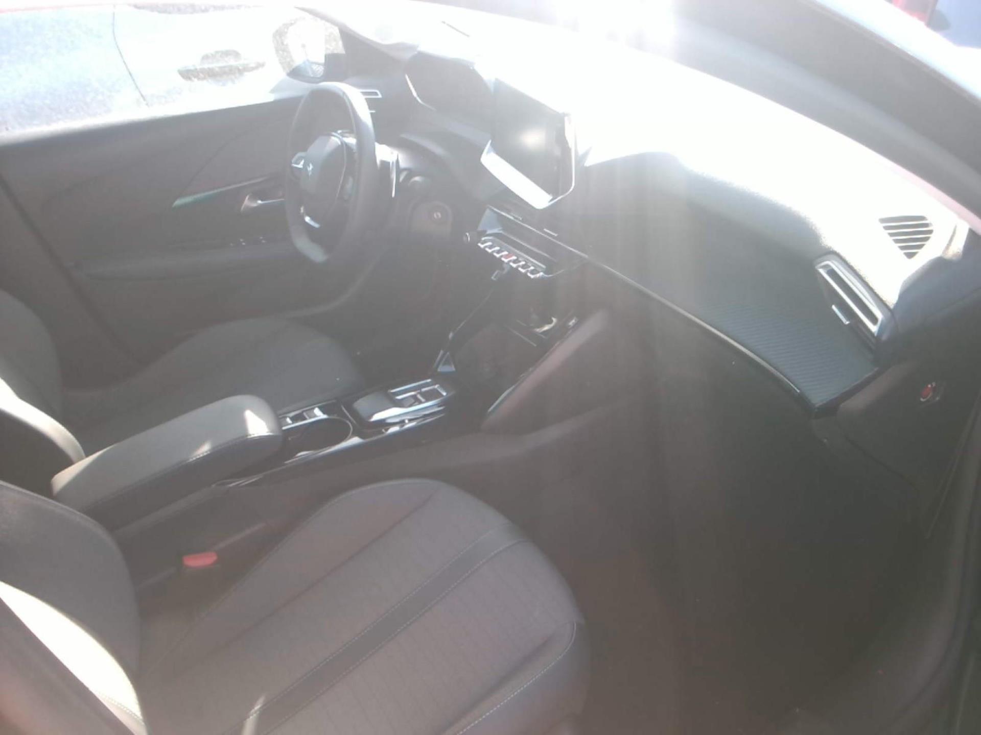 Peugeot 208 PureTech 100 S&S EAT8 Allure 2023
