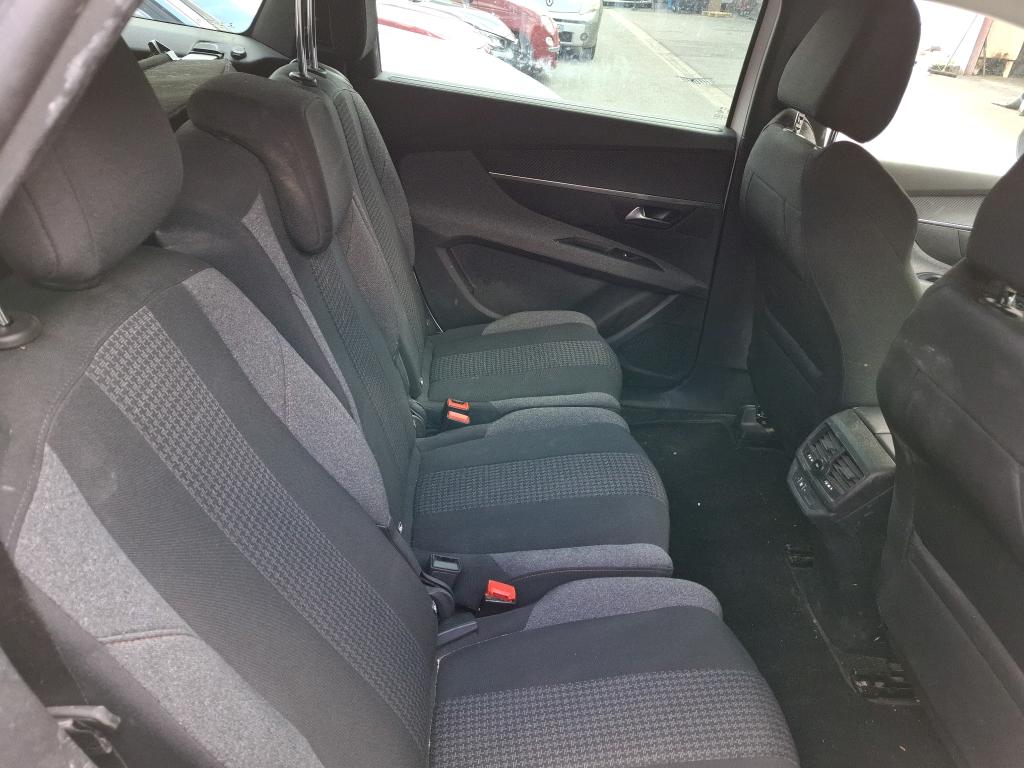 Peugeot 5008 BlueHDi 130ch S&S BVM6 Active Pack 2022