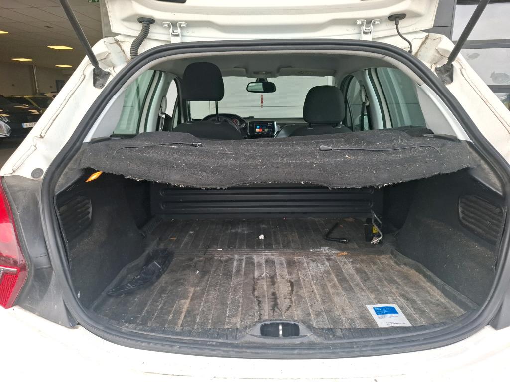 Peugeot 208R Entr
