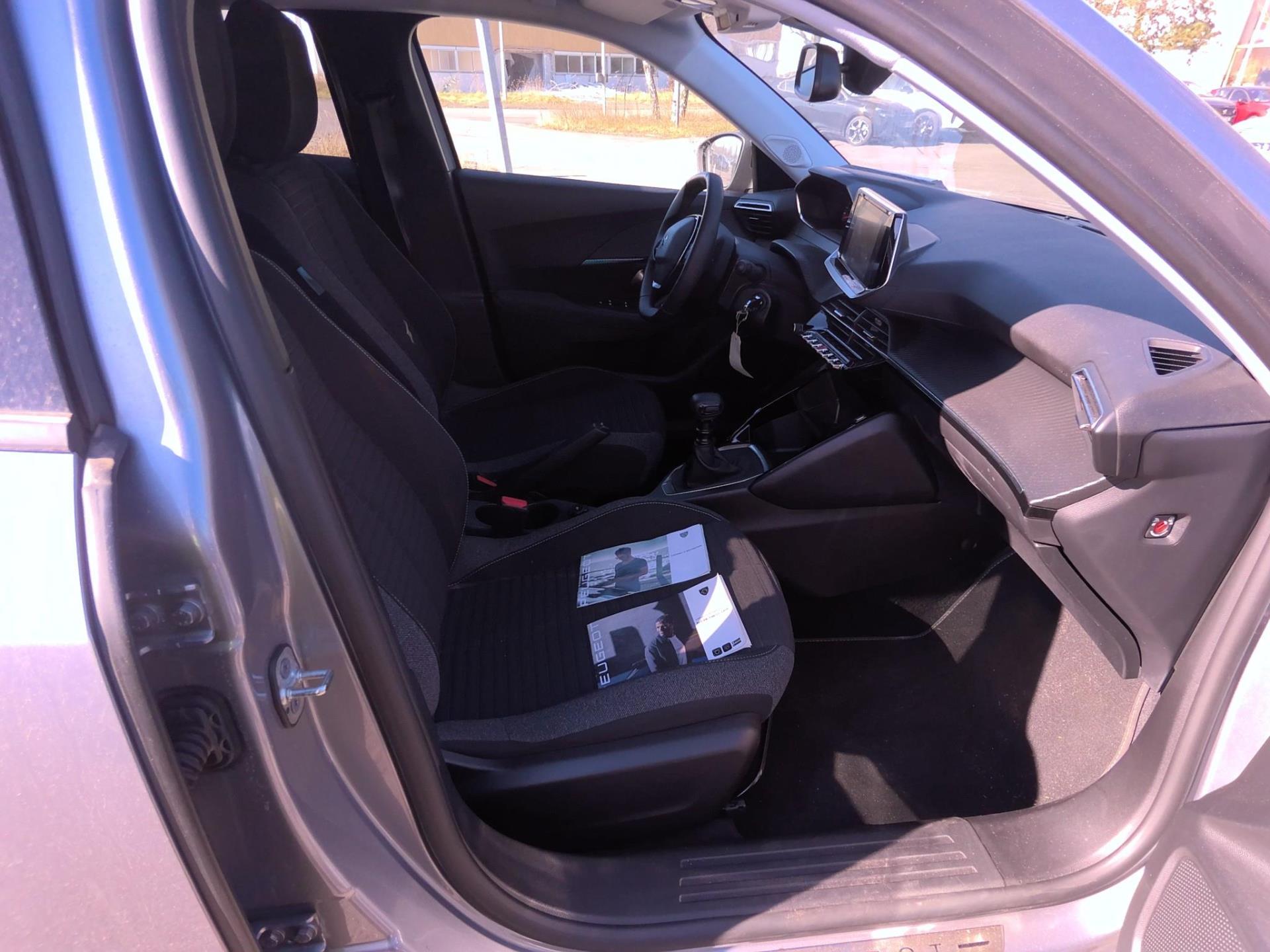 Peugeot 2008 PureTech 100 S&S BVM6 Style 2022