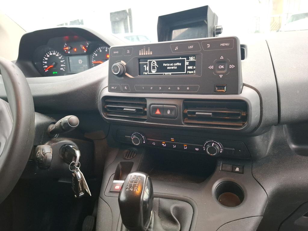 Peugeot PARTNER FOURGON STANDARD 650 KG BLUEHDI 100 S&S BVM5 PREMIUM 2020