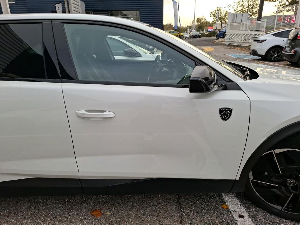 Peugeot 408 PHEV 225 e-EAT8 GT 2023