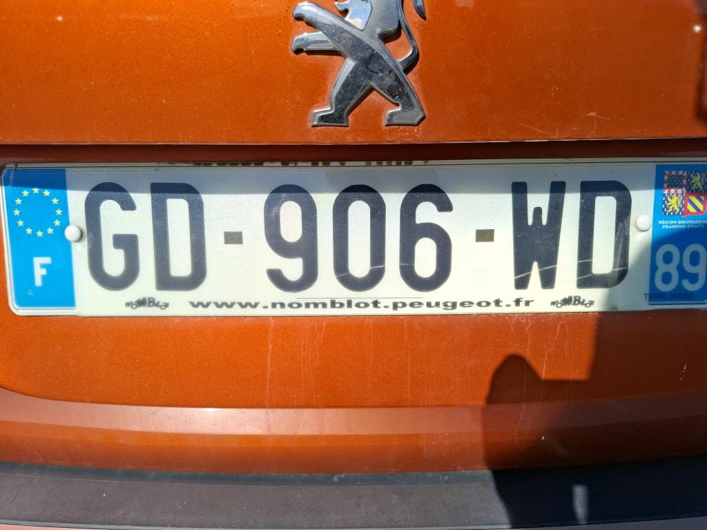 Peugeot 2008 BlueHDi 110 S&S BVM6 Active Pack 2021