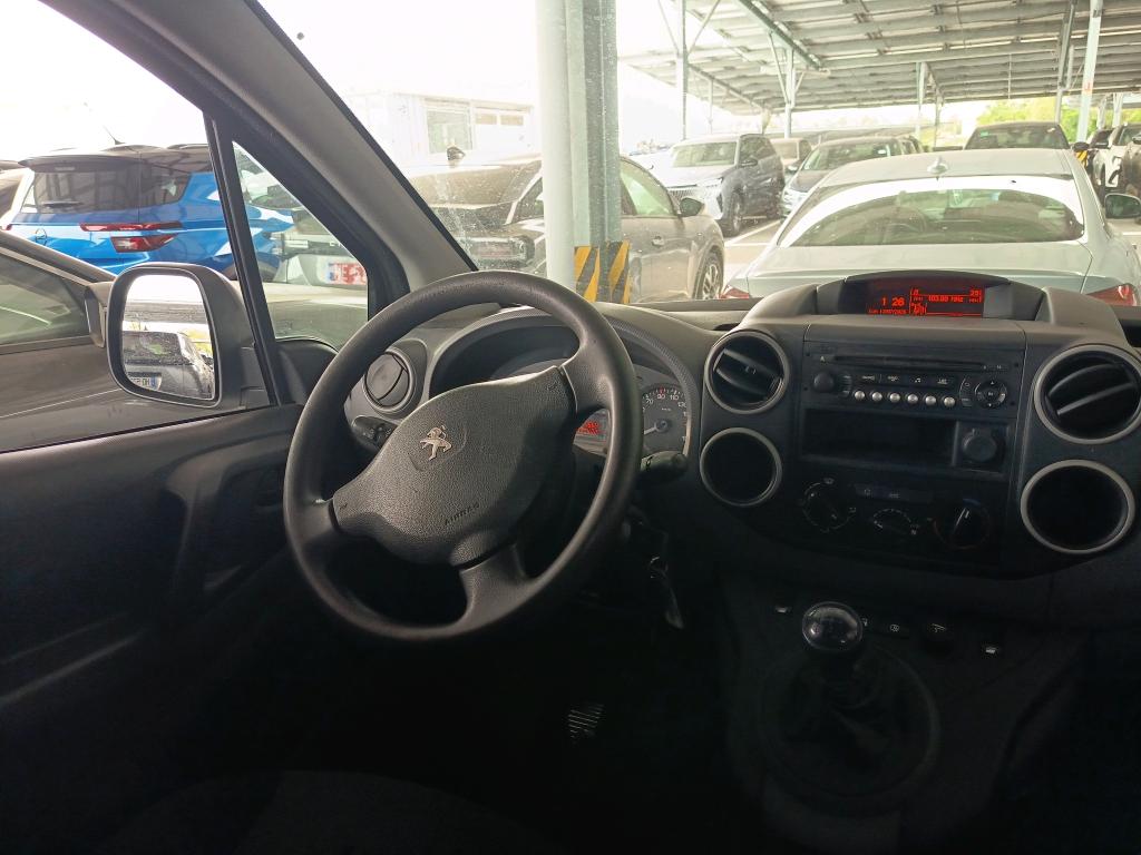 Peugeot PARTNER FOURGON STANDARD 1.6 BLUEHDI 75 BVM5 PREMIUM 2018