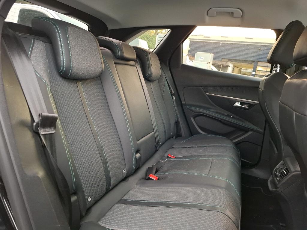 Peugeot 3008 Hybrid 225 e-EAT8 Allure 2022