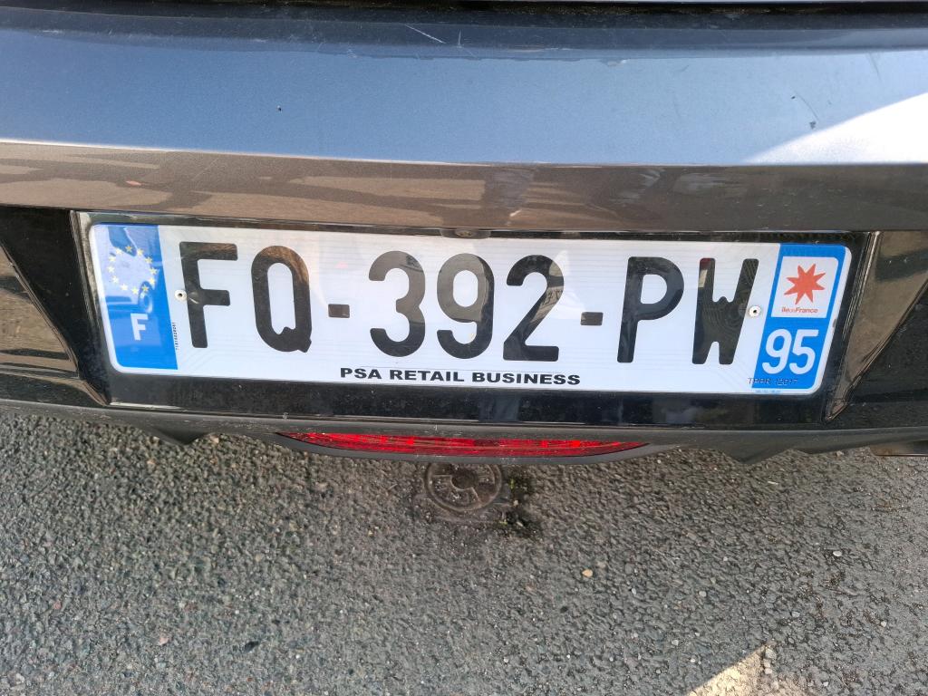 Peugeot 208 PureTech 100 S&S EAT8 Allure Business 2020