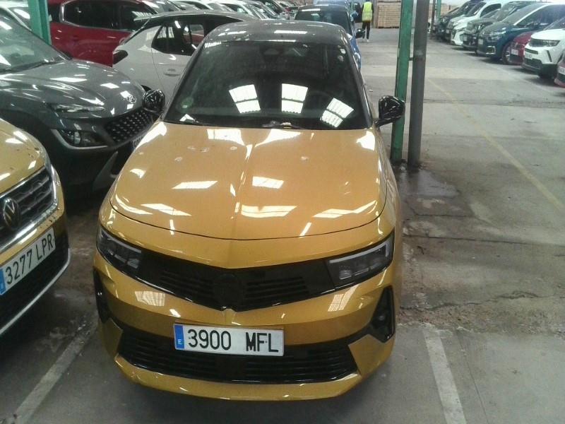 Opel Astra Nuevo Astra 5P GS 1.2T XHT MT6 S/S 130 HP (96kW)