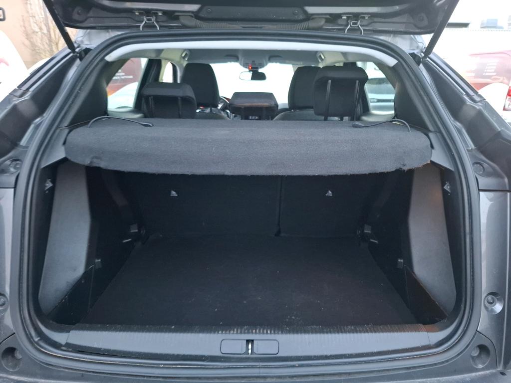 Peugeot 2008 BlueHDi 130 S&S EAT8 Active Business 2021