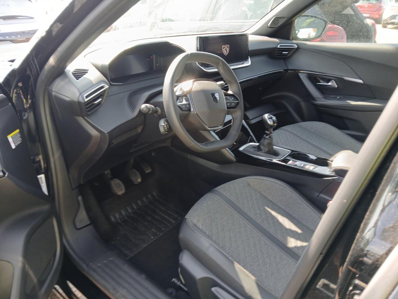 Foto Peugeot 2008 6