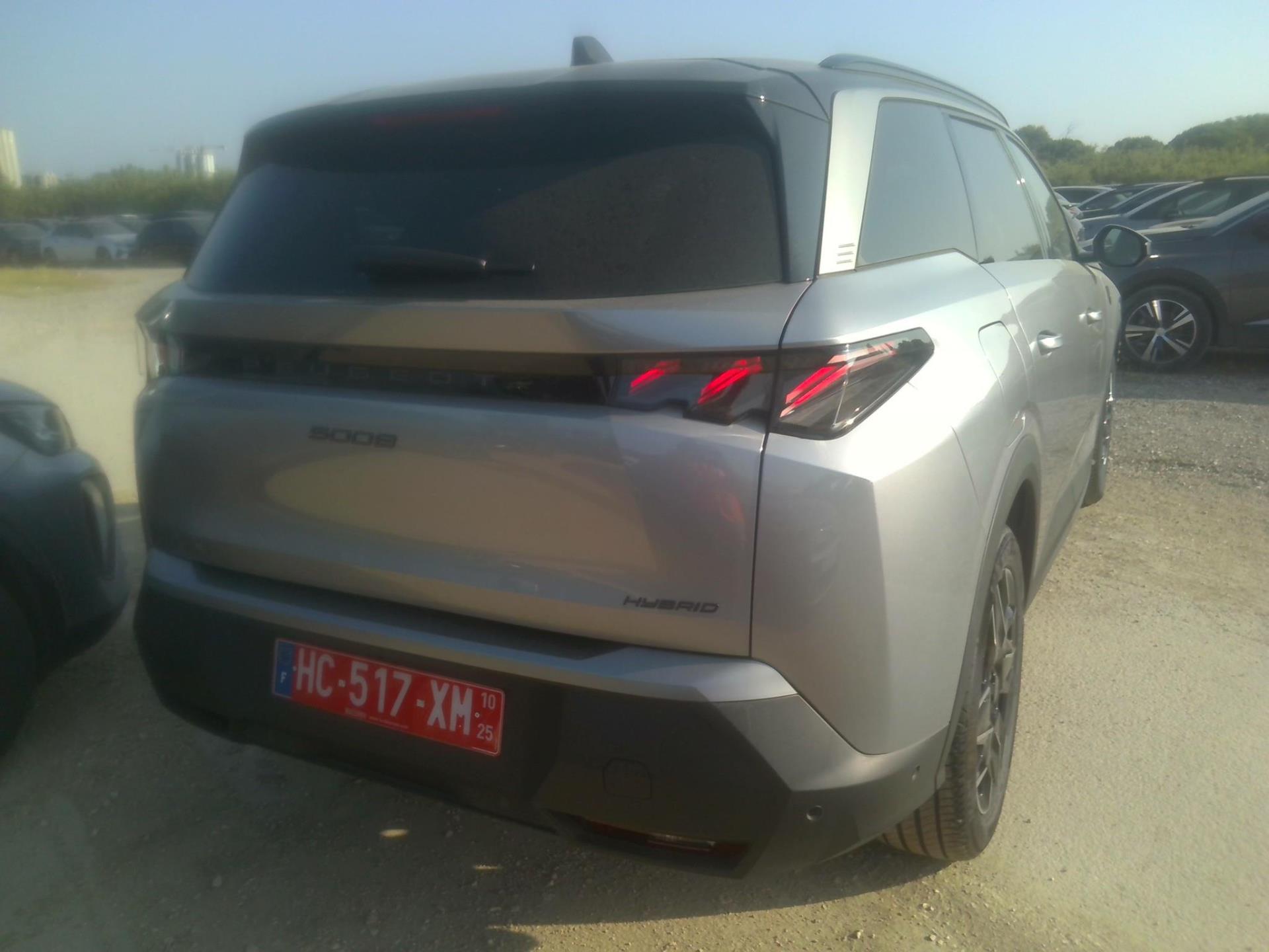 Peugeot 5008 Hybrid 136 e-DCS6 GT 2025