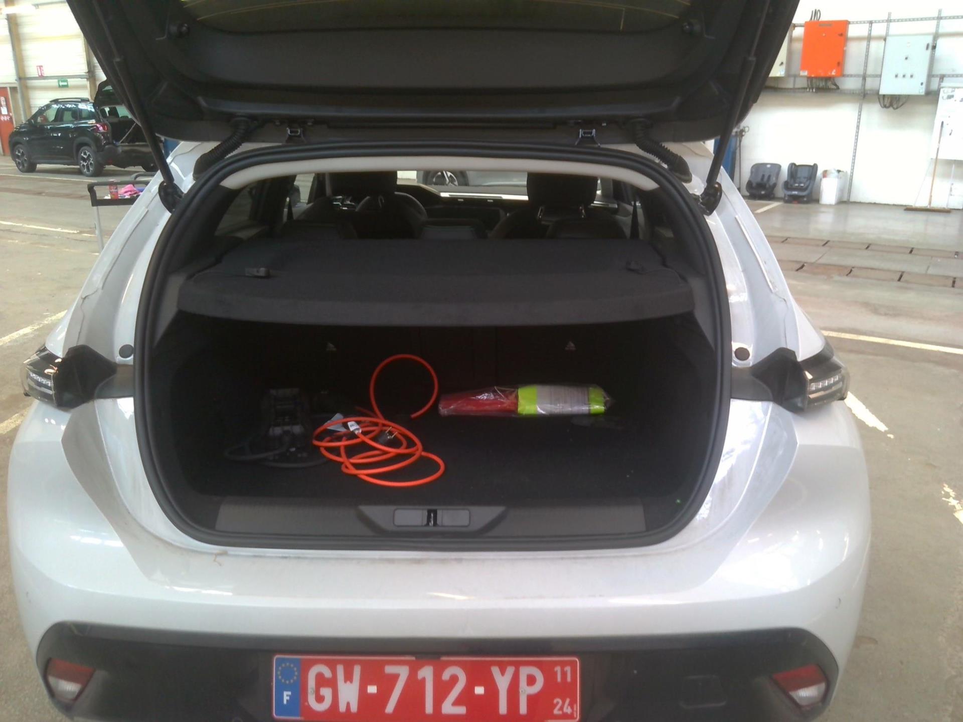 Peugeot 308 PHEV 180 e-EAT8 Allure 2024