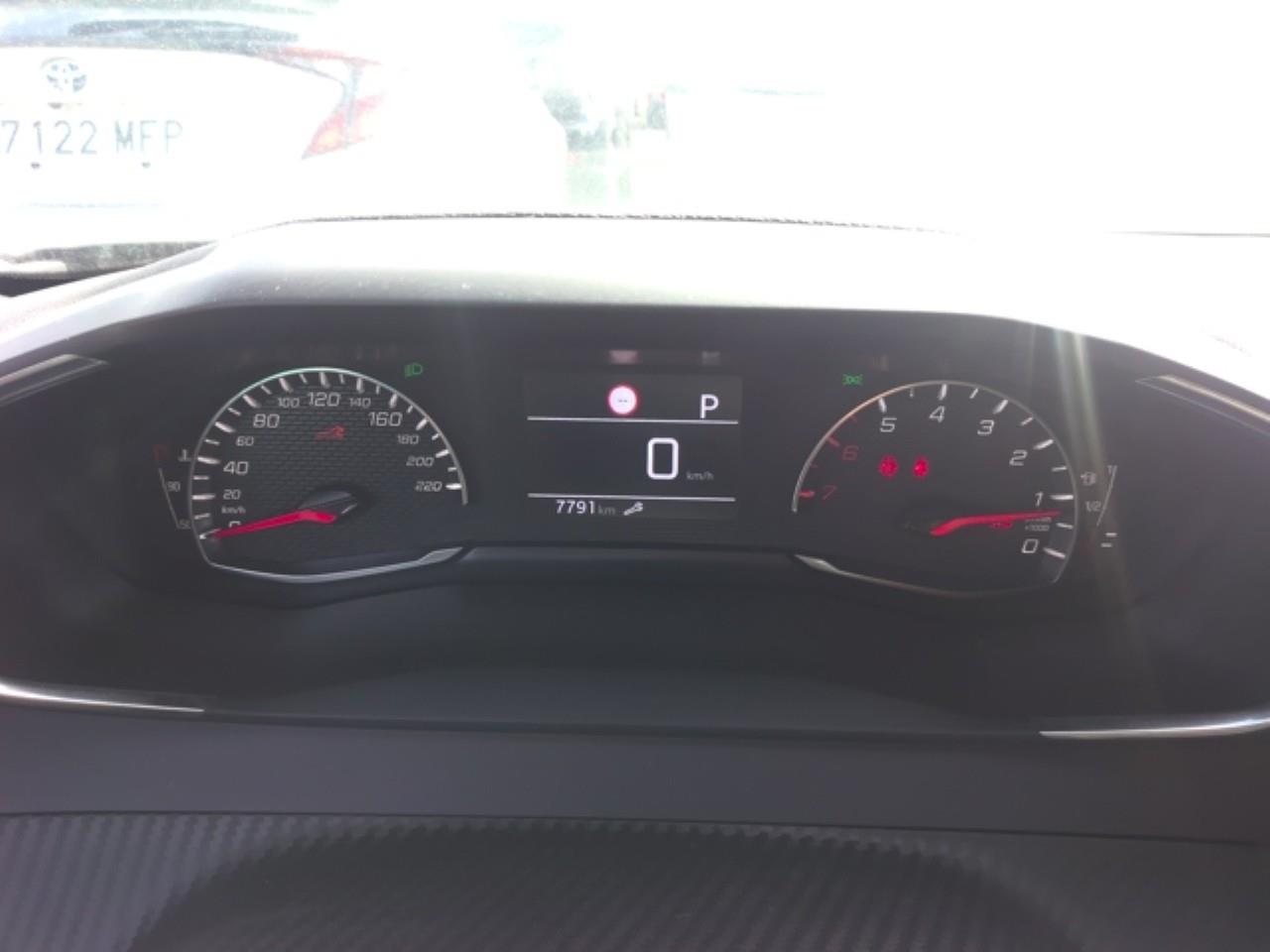 Foto Peugeot 2008 5