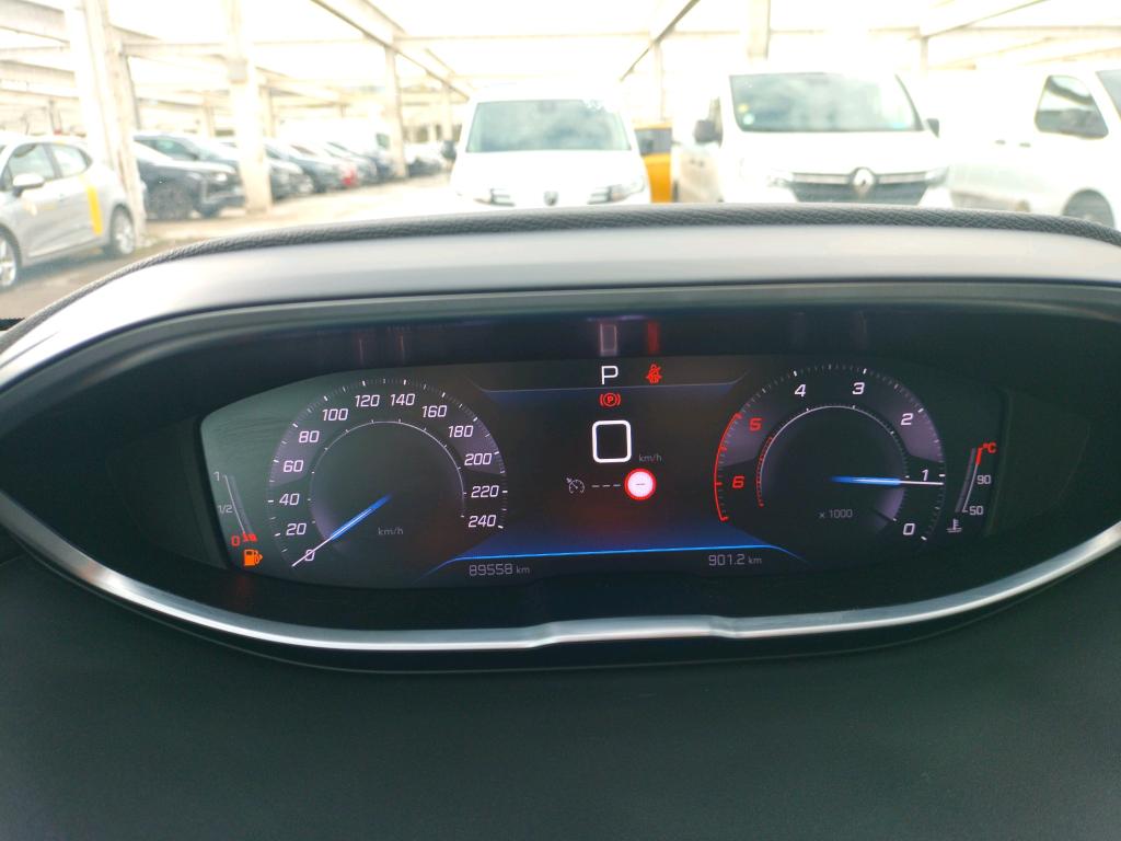 Peugeot 3008 BlueHDi 130ch S&S EAT8 Active Pack 2022