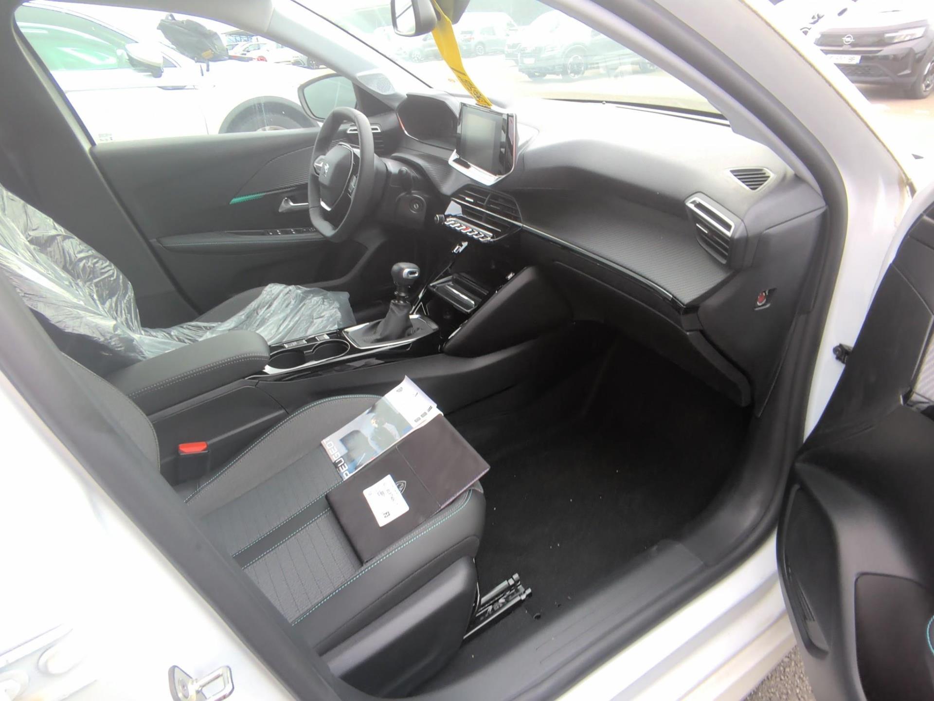 Peugeot 208 PureTech 100 S&S BVM6 Allure 2023