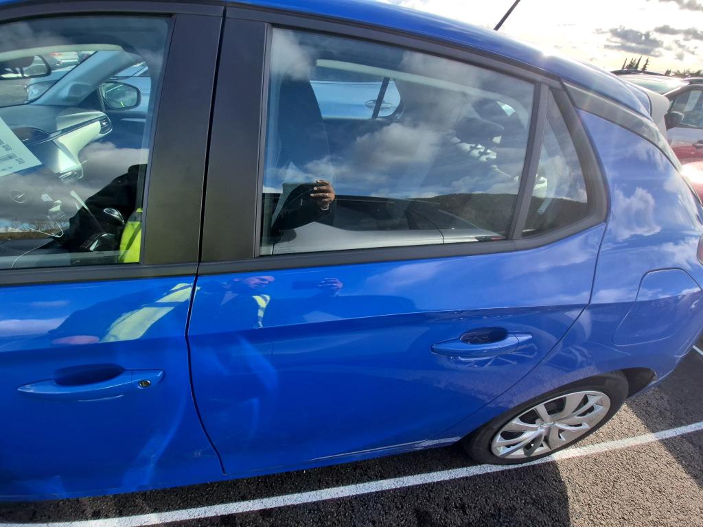 Opel Corsa 1.2 75 ch BVM5 2024