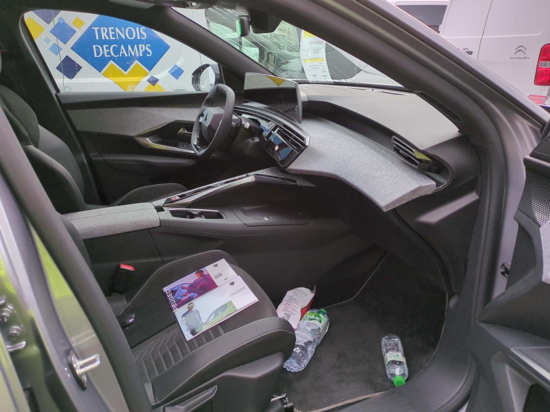 Peugeot 3008 Hybrid 136 e-DCS6 GT 2024