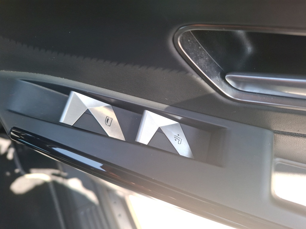 DS DS7 Crossback Hybride E-Tense 225 EAT8 Grand Chic 2021