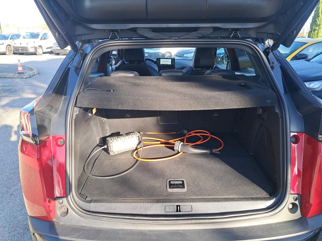 Peugeot 3008 Hybrid4 300 e-EAT8 GT Pack 2021