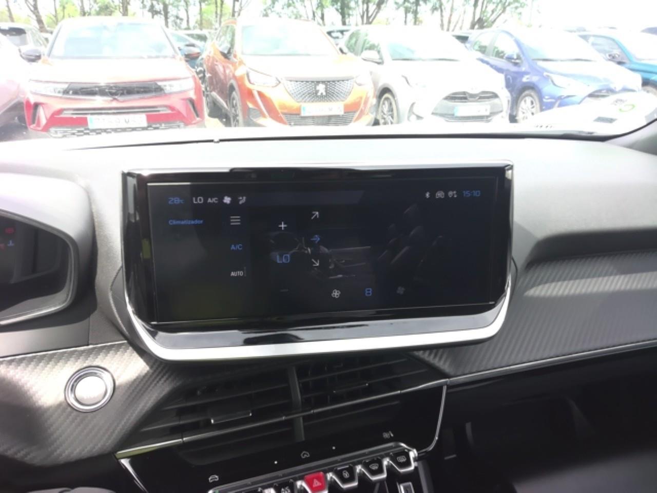 Foto Peugeot 2008 13