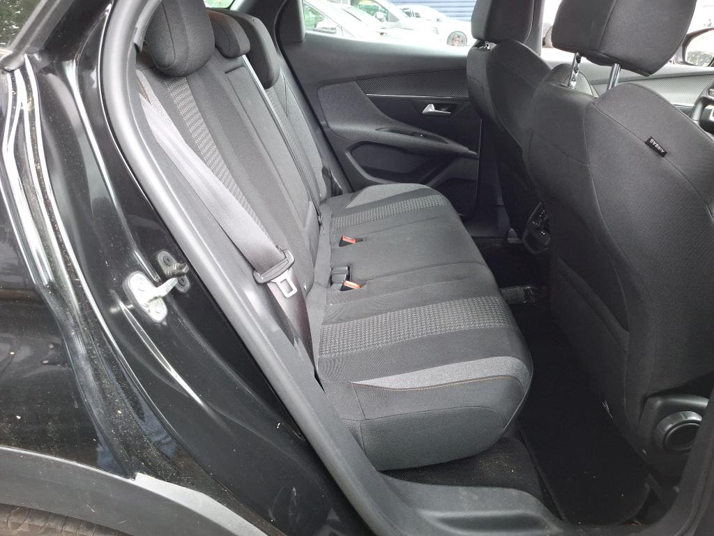 Peugeot 3008 BlueHDi 130ch S&S EAT8 Active Business 2021