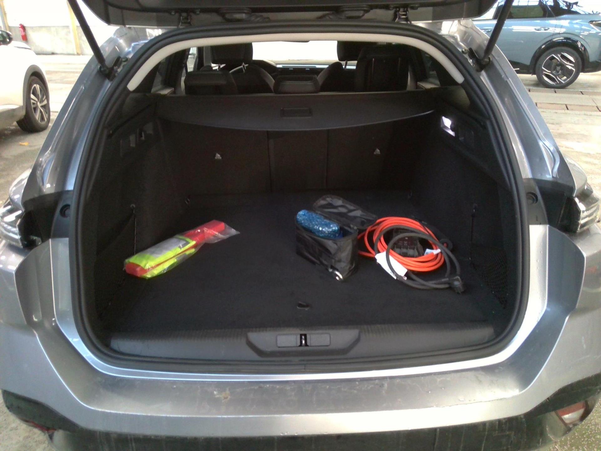 Peugeot 308 SW PHEV 180 e-EAT8 Allure 2024