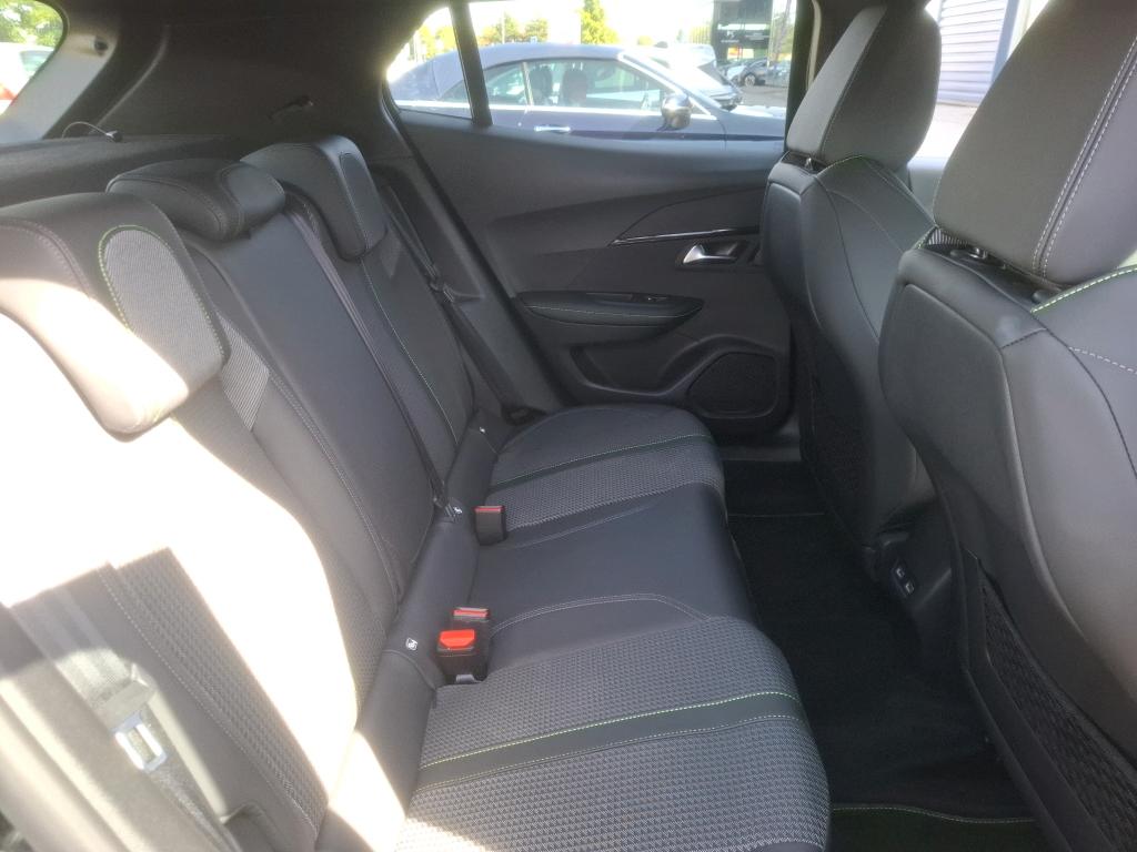 Peugeot 2008 Electrique 136 ch GT 2023
