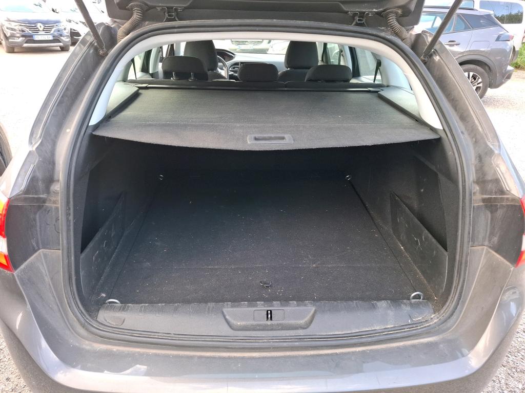 Peugeot 308 SW PureTech 110ch S&S BVM6 Active Business 2020