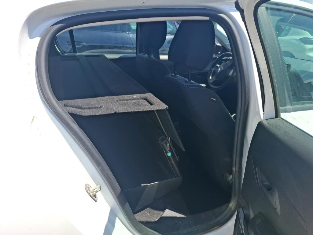 Peugeot 208 BLUEHDI 100 S&S BVM6 PREMIUM 2021