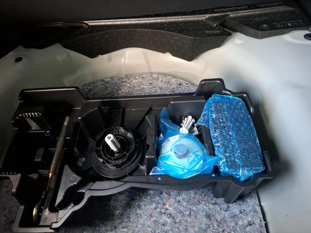 DS DS3 Crossback BlueHDi 110 BVM6 Montmartre 2021