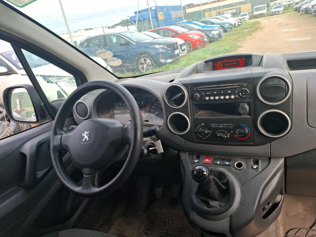 Peugeot PARTNER FOURGON STANDARD 1.6 BLUEHDI 100 BVM5 PREMIUM 2017