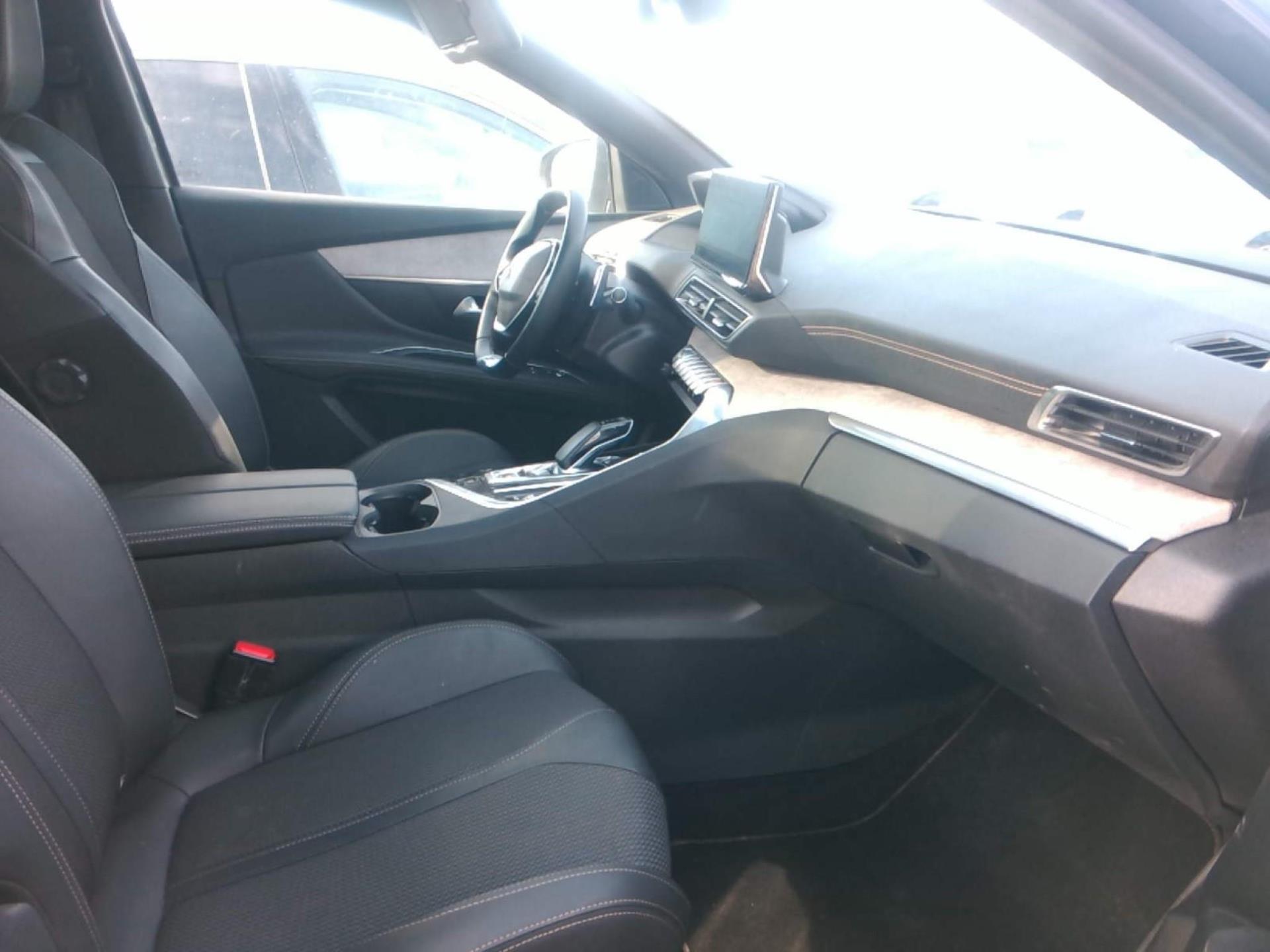 Peugeot 3008 Hybrid4 300 e-EAT8 GT 2022